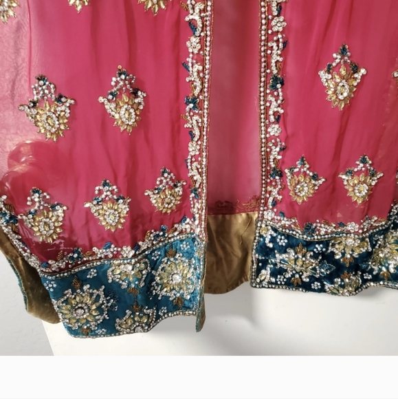Pakistani Indian three piece lehnga dress - Picture 2 of 5